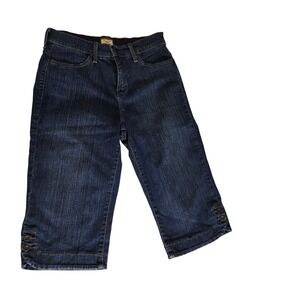 Levis Womens 512 Perfectly Slimming Capri Jeans Dark Wash Blue Size 8Stretch